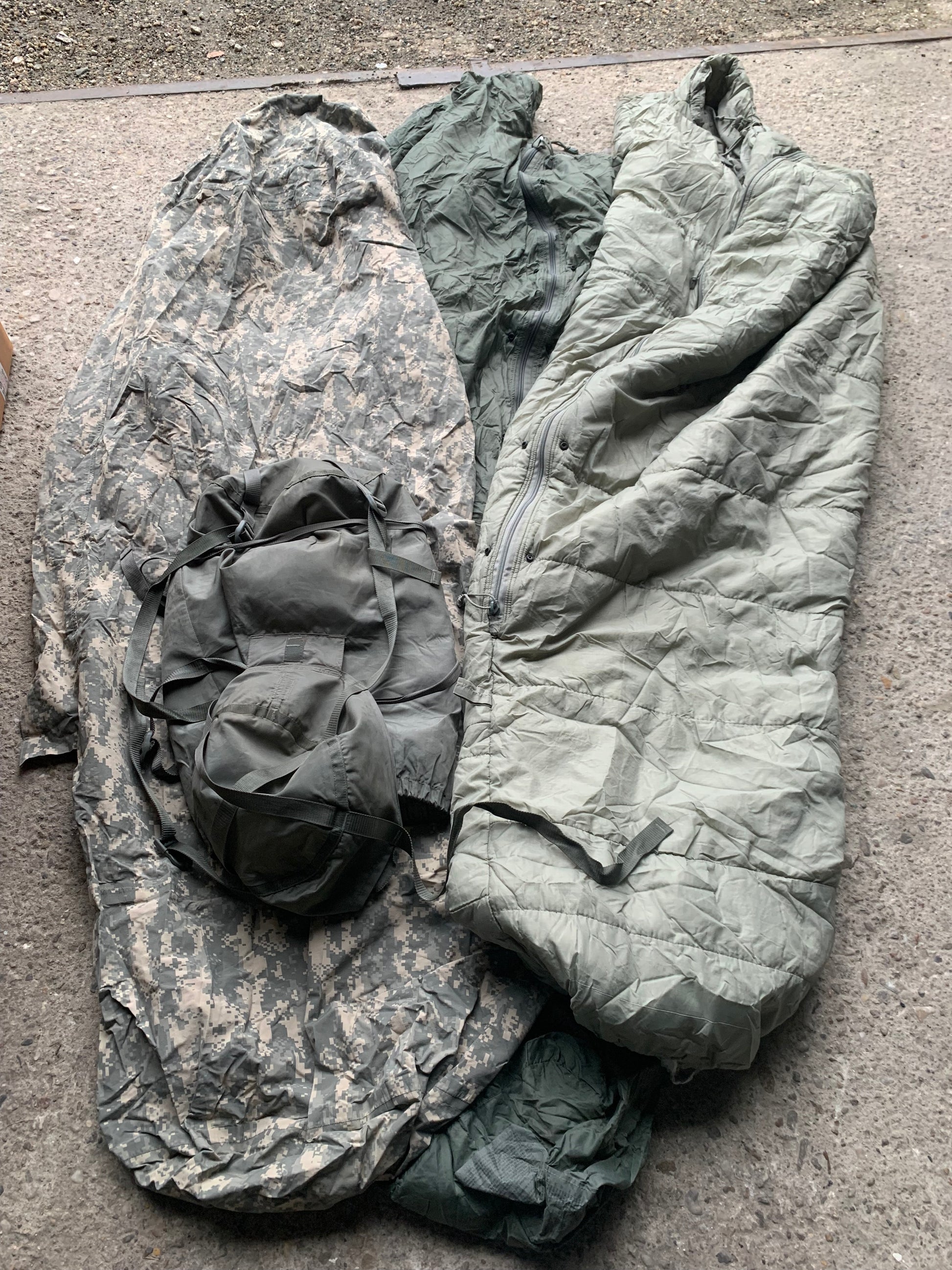 us army schlafsack neu US Army ACU / UCP MSS Modular Sleeping Bag System